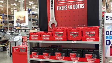 Craftsman Lowe's 'Fixers and Doers' Endcap