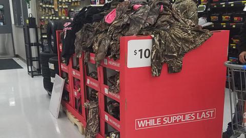 Walmart Black Friday Pallet Displays