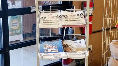 PetSmart 'The Puppy Guide' Rack Sign