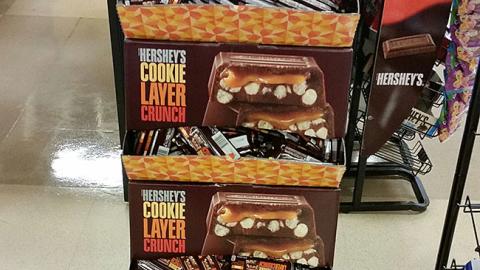 Hershey's Cookie Layer Crunch Floorstand