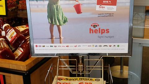 Hannaford 'Help Fight Hunger' Stanchion Sign