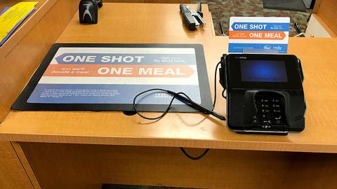Kroger 'One Shot, One Meal' Signs
