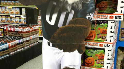 Coca-Cola Acme 'Win an Eagles Player' Standee