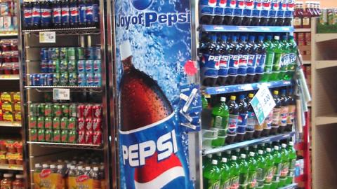 Pepsi Endcap