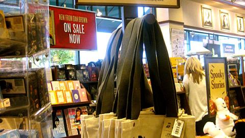 Barnes & Noble 'Feed/Read' Tote Bag Floorstand