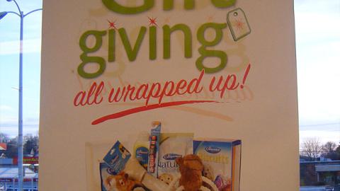 Giant-Carlisle Companion 'Gift Giving' Window Poster