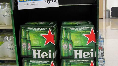 Heineken 'Make Your Holidays Legendary' Floorstand