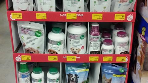GNC Pets PetSmart 'Gift of Health' Floorstand